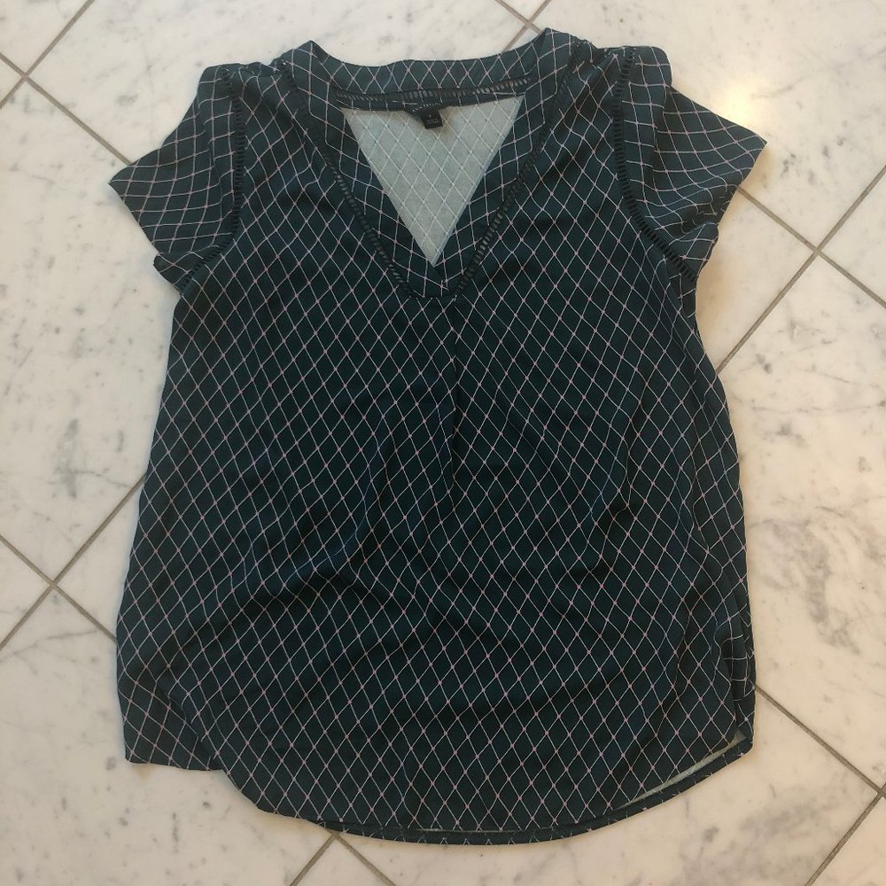 Ann Taylor Green and Pink Design Blouse